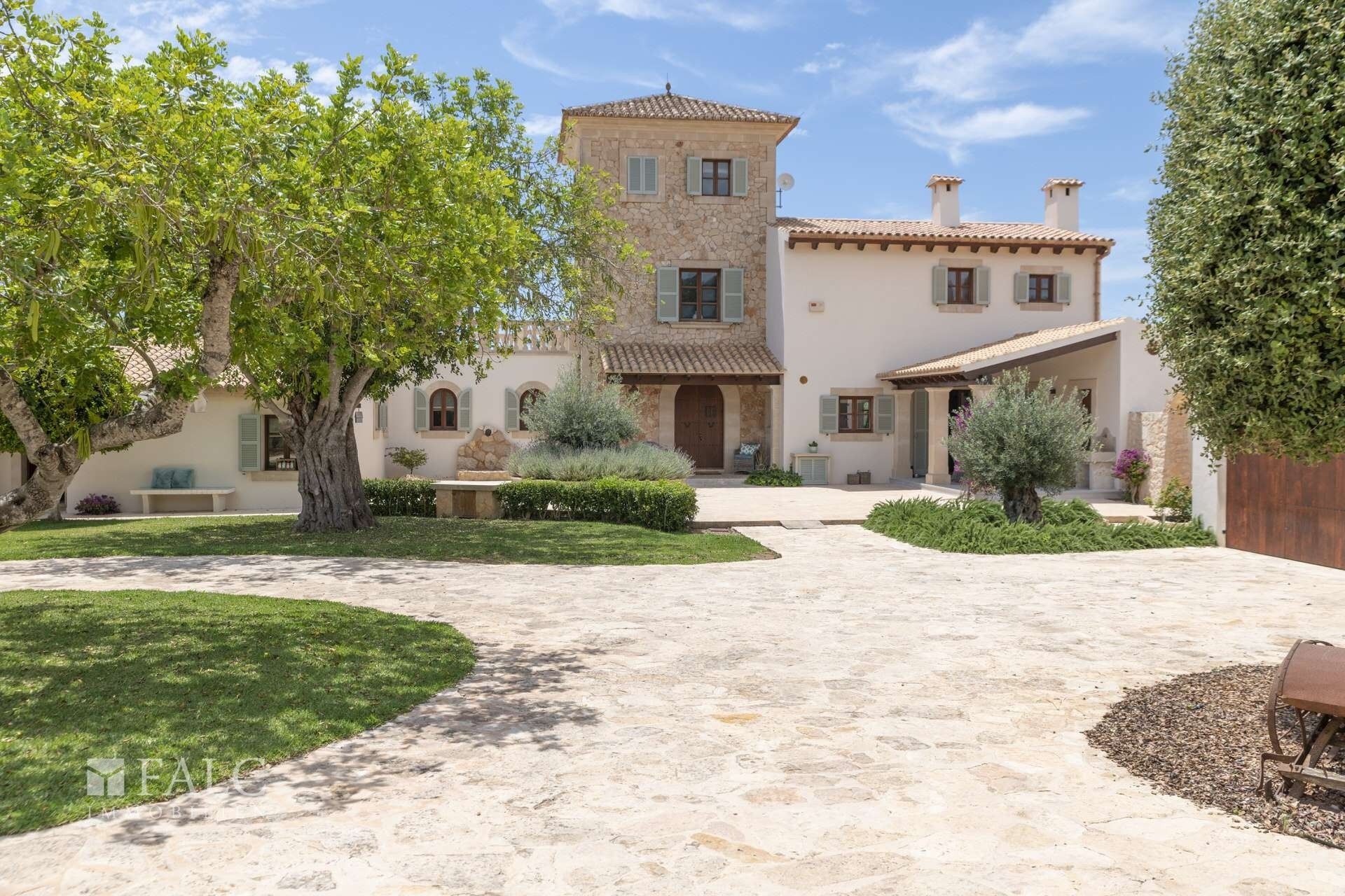 Photos Country estate near Cas Concos - Tourist business