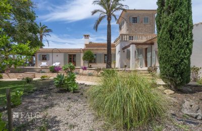 Country home for sale Cas Concos des Cavaller, Balearic Islands, Überdachte Terrasse