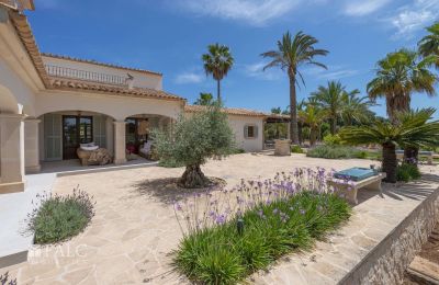 Country home for sale Cas Concos des Cavaller, Balearic Islands, Garten