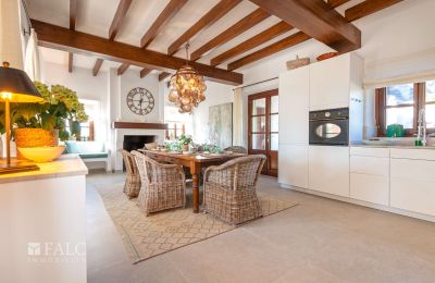 Country home for sale Cas Concos des Cavaller, Balearic Islands, Küche