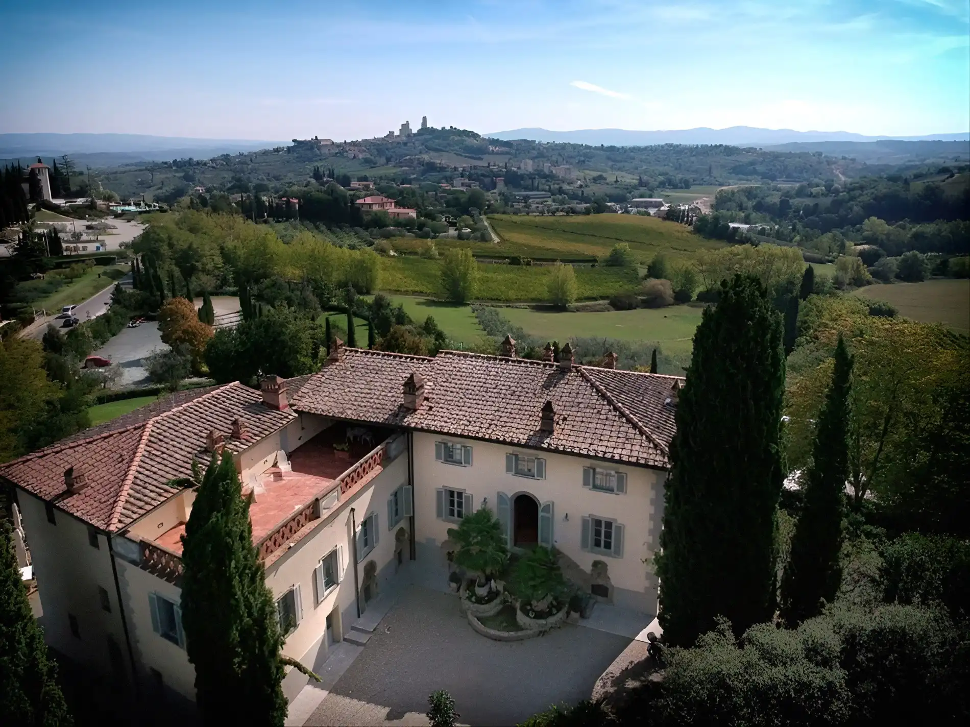 Photos Hotel near San Gimignano with Medieval Town Views