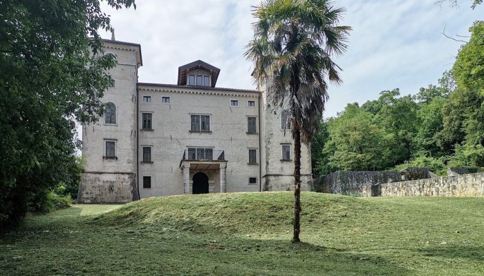 Castle for sale Friuli Venezia Giulia