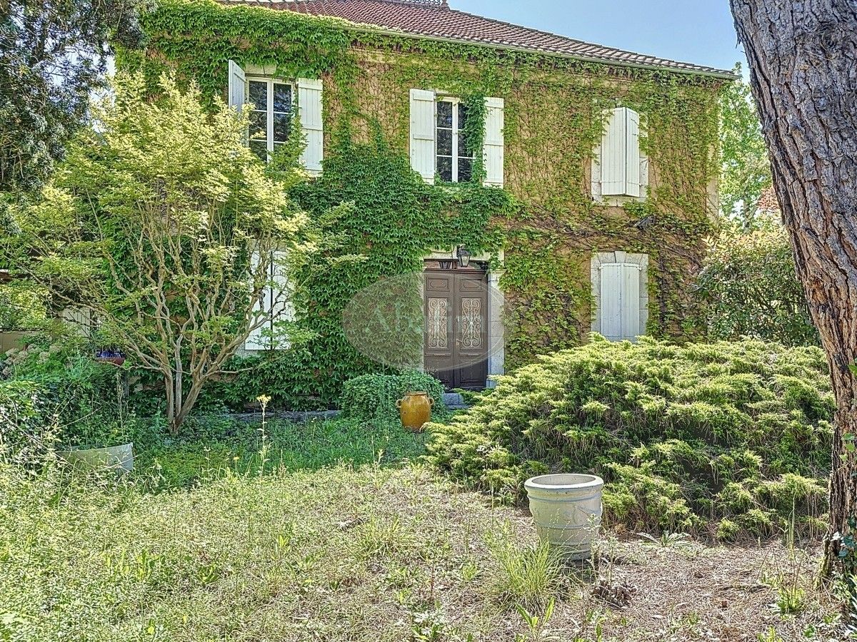 Photos Bourgeois country house near Maubourguet