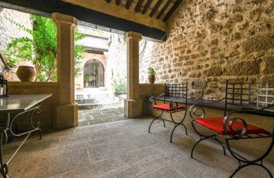 Historic property for sale Vers-Pont-du-Gard, Occitania, Image 19/21