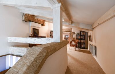 Historic property for sale Vers-Pont-du-Gard, Occitania, Image 15/21