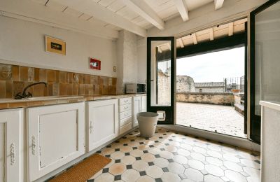 Historic property for sale Vers-Pont-du-Gard, Occitania, Image 13/21