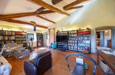 Country home for sale Pontassieve, Tuscany, Image 13/42