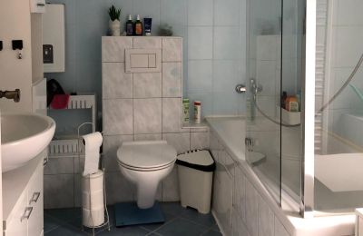 Historisk villa til salg 58762 Altena, Bachstraße 66, Nordrhein-Westfalen, Badezimmer DG