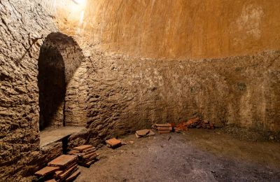 Historic Villa for sale Longone al Segrino, Lombardy, Image 36/37