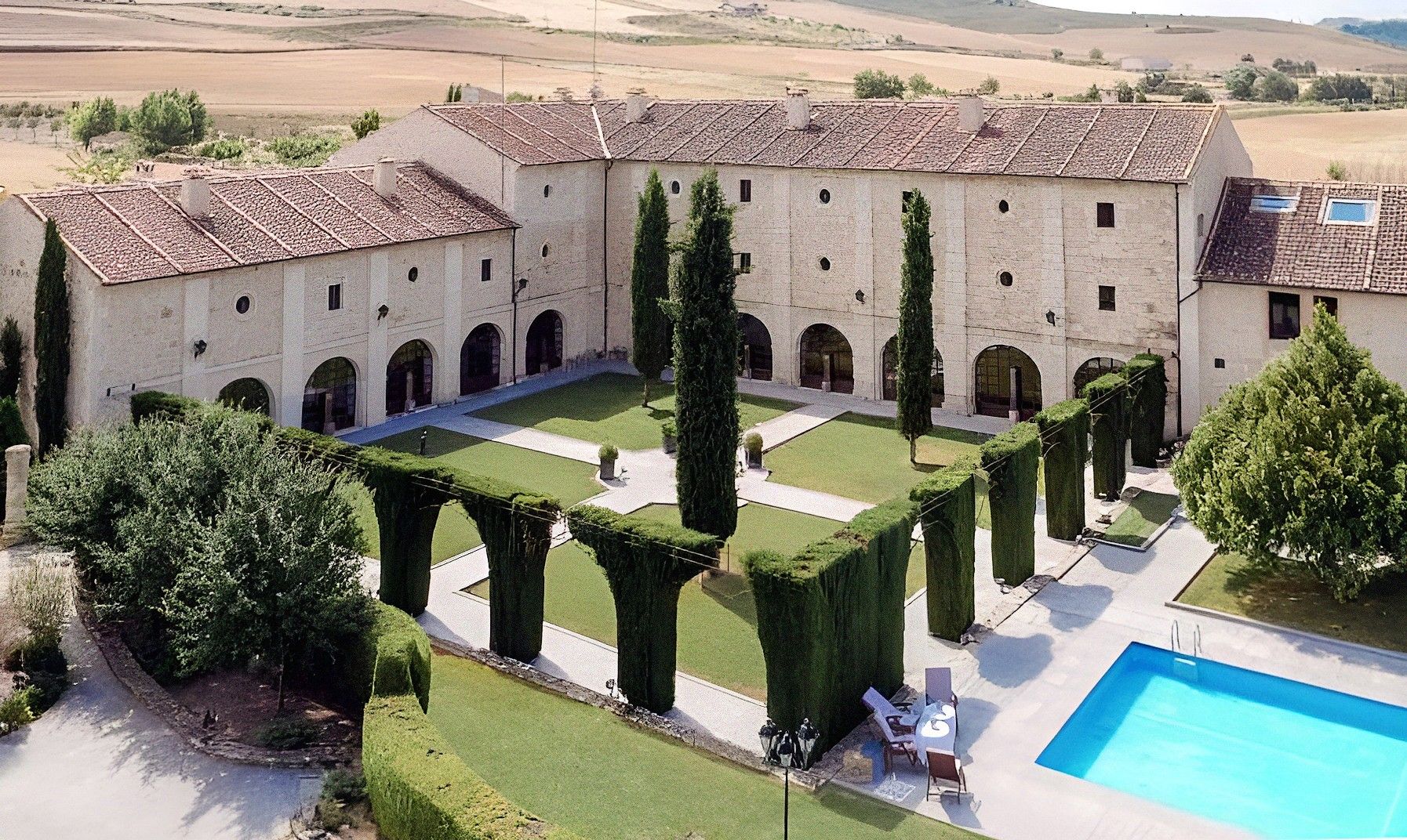 Photos Historic Monastery by the Duratón River – A Unique Heritage Site with Event Spaces