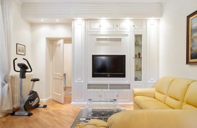 Historic Villa for sale 28838 Stresa, Piemont, Image 11/45