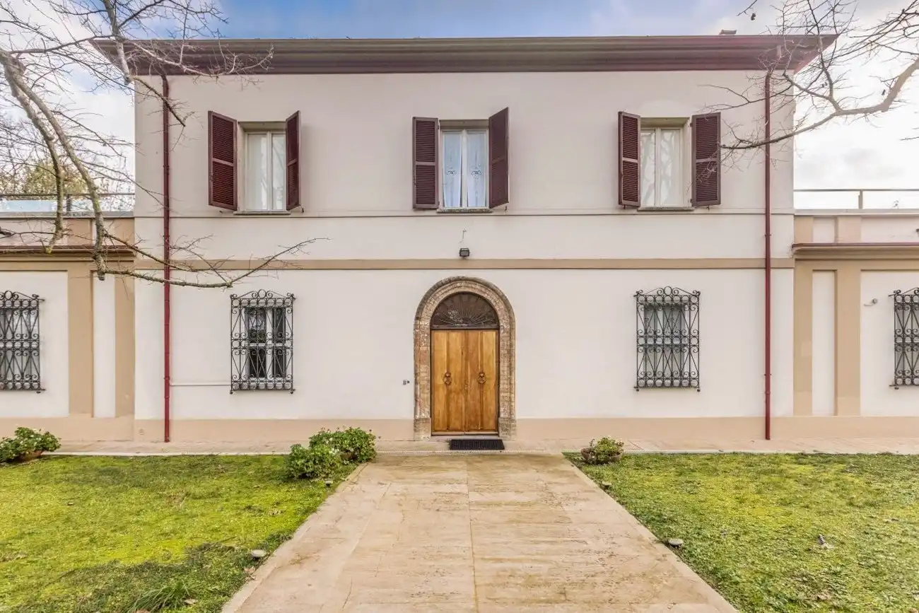 Photos Prestigious property on the Italian Adriatic with panoramic views