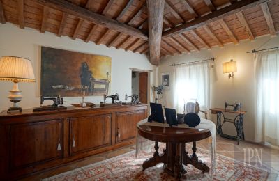 Country home for sale 06019 Umbertide, Umbria, Image 37/47