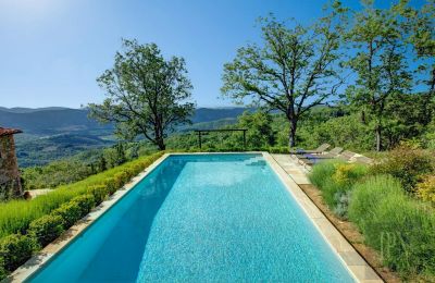 Country home for sale 06019 Preggio, Umbria, Pool