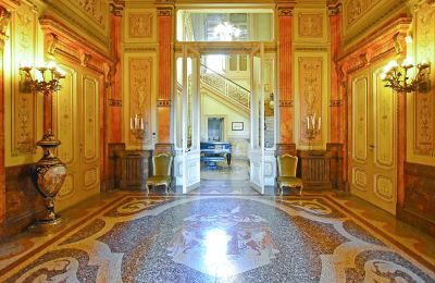 Historic Villa for sale Liguria, Entrance Hall