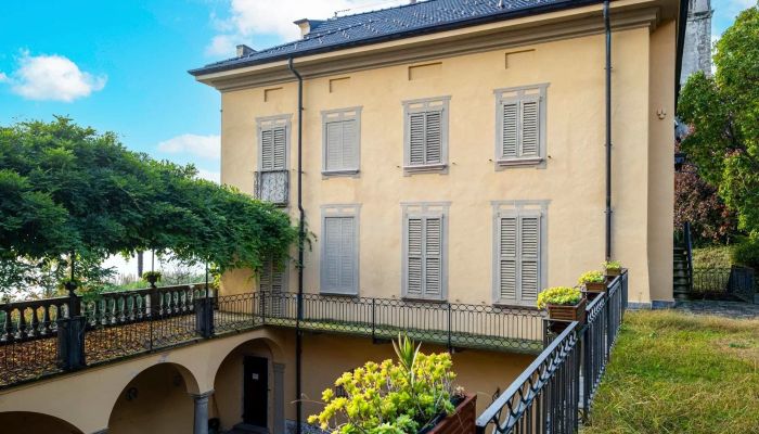 Historic Villa for sale Belgirate, Piemont,  Italy