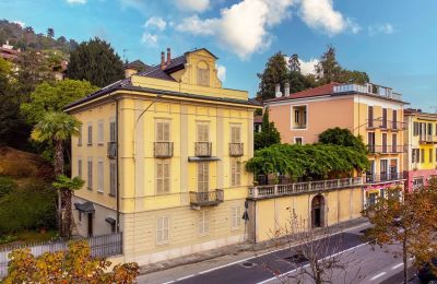 Historic Villa for sale Belgirate, Piemont, Exterior View
