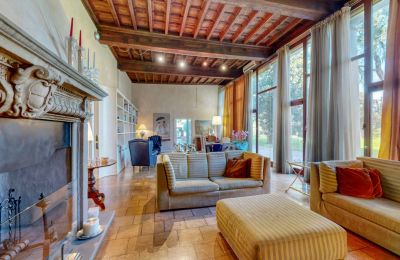 Historic Villa for sale Corbetta, Lombardy, Image 2/20