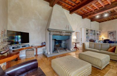 Historic Villa for sale Corbetta, Lombardy, Image 6/20