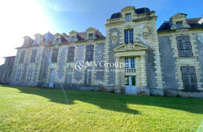 Castle for sale Thouars, New Aquitaine, Image 2/14