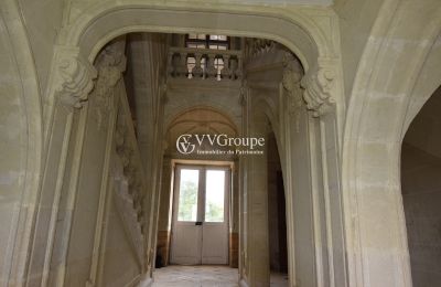 Castle for sale Thouars, New Aquitaine, Image 3/14