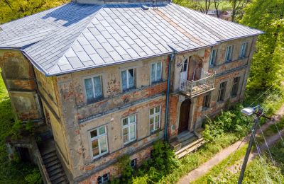 Manor House for sale Parsko, Pałac w Parsku, Greater Poland, Drone view