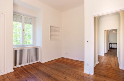 Historic Villa for sale Charlottenburg-Wilmersdorf, Westend, Berlin, Schlafzimmer II I Sichtachse Flur 