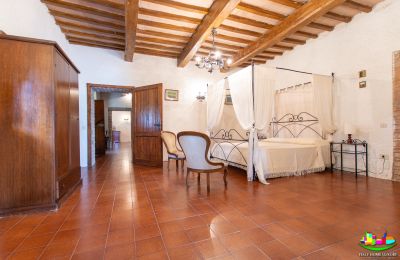 Country home for sale 05010 San Marino, Umbria, Image 14/29