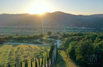 Country home for sale 06060 Lisciano Niccone, Umbria, Image 22/48