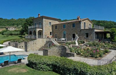Country home for sale 06060 Lisciano Niccone, Umbria, Image 2/48
