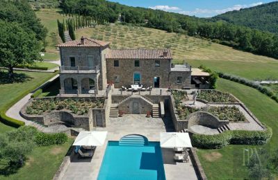 Country home for sale 06060 Lisciano Niccone, Umbria, Image 3/48