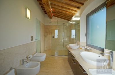 Country home for sale 06060 Lisciano Niccone, Umbria, Image 37/48