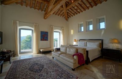 Country home for sale 06060 Lisciano Niccone, Umbria, Image 38/48