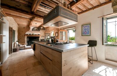 Historic property for sale Uzès, Occitania, Kitchen