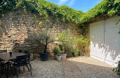 Historic property for sale Uzès, Occitania, Image 10/34