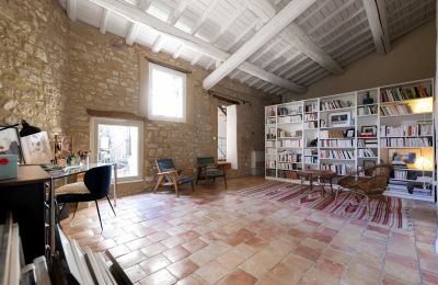 Historic property for sale Uzès, Occitania, Image 11/34
