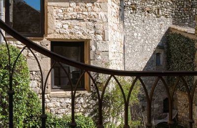 Historic property for sale Uzès, Occitania, Image 25/34