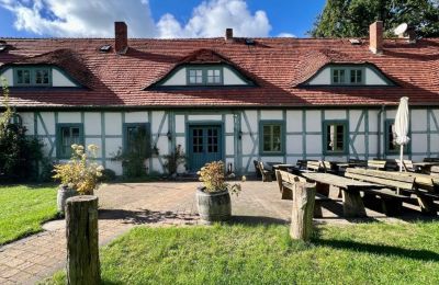 Castle for sale Neustadt-Glewe, Mecklenburg-West Pomerania, Image 10/13