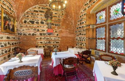 Medieval Castle for sale Pavone Canavese, Piemont, Restaurant