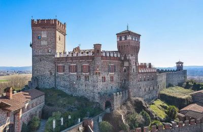 Medieval Castle for sale Pavone Canavese, Piemont, Image 34/38