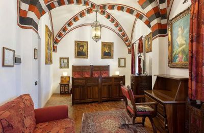 Medieval Castle for sale Pavone Canavese, Piemont, Bedroom
