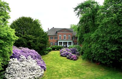 Historic properties, Splendid manor house with fast access to Hamburg’s historic Speicherstadt