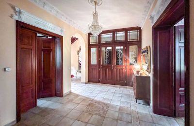 Manor house for sale Kuyavia-Pomerania, Entrance hall