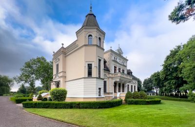 Manor house for sale Kuyavia-Pomerania, Side view