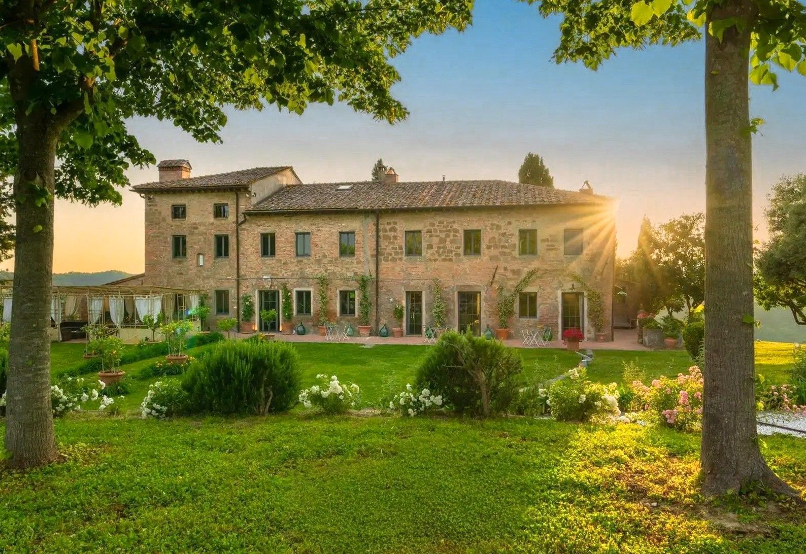 Photos Biodynamic Luxury in Tuscany: Estate Between Pisa and Florence - 59 acres