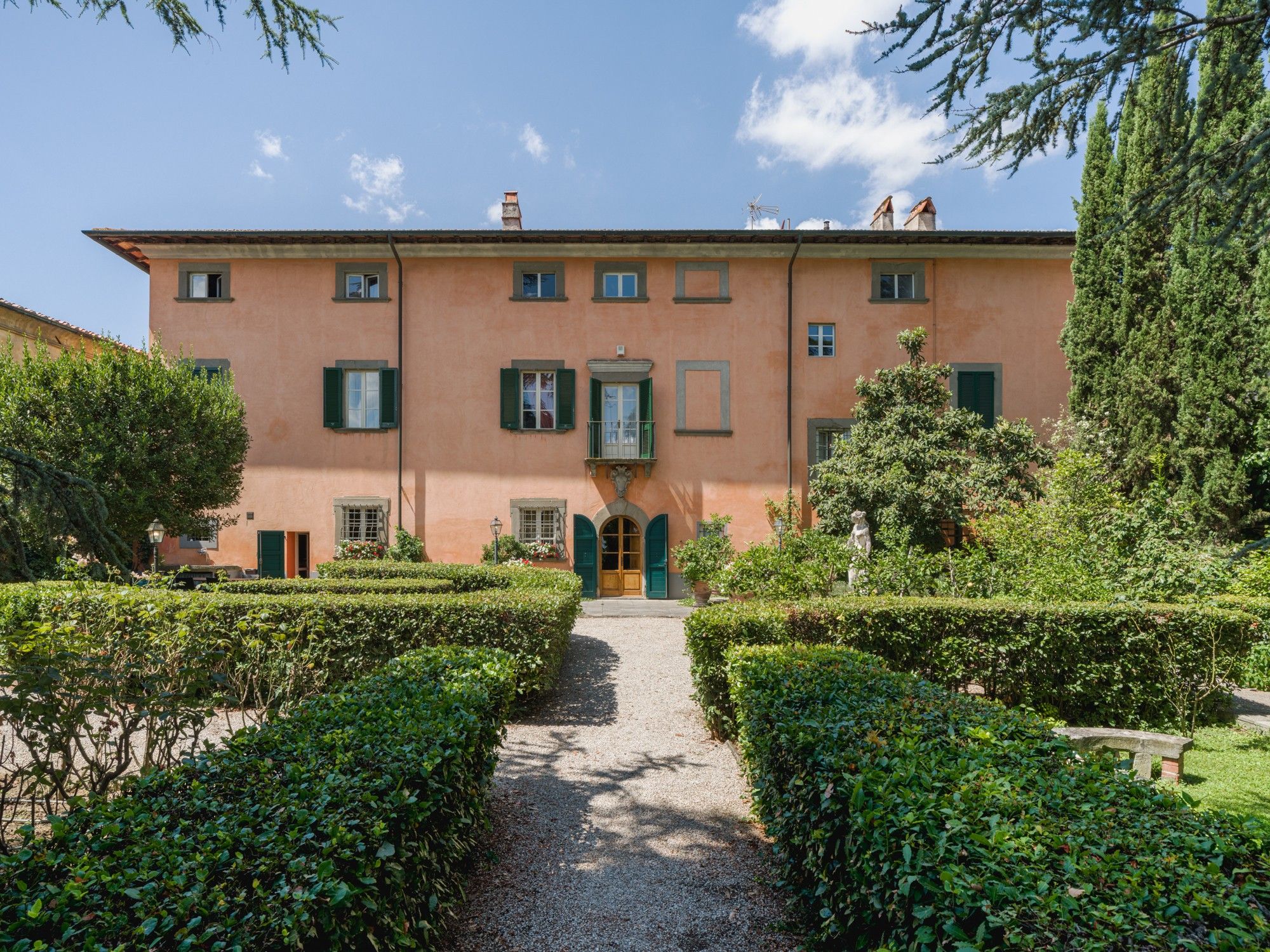 Photos Villa Montecalvo: An 18th-century estate in the heart of Tuscany