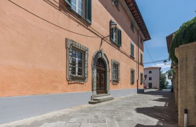Historic Villa for sale Montecalvoli, Tuscany, Image 43/44