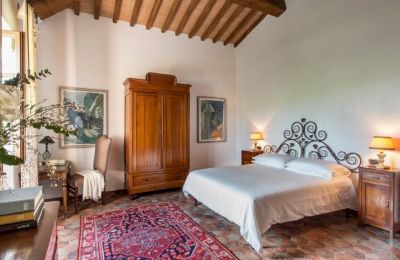 Historic Villa for sale Torrenieri, Tuscany, Image 12/41