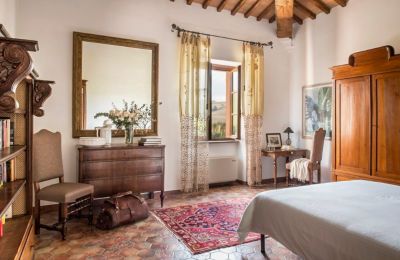 Historic Villa for sale Torrenieri, Tuscany, Image 16/41
