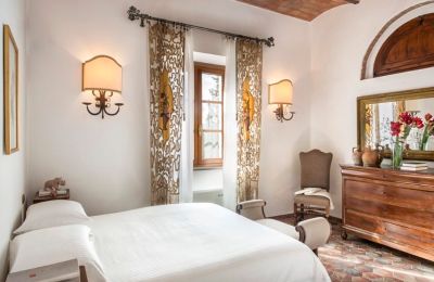Historic Villa for sale Torrenieri, Tuscany, Image 19/41